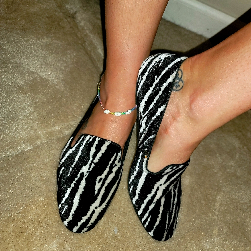 Women's flats